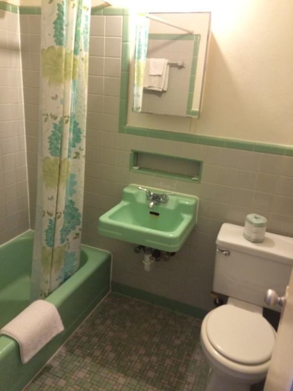 Budget Inn Downtown Mobile Room photo